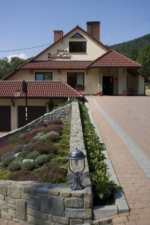 Zagorzanka Pensjonat Rehabilitacyjno-Rekreacyjny Sis Dziadkowiec - Spolka Jawna Mszana Dolna Esterno foto